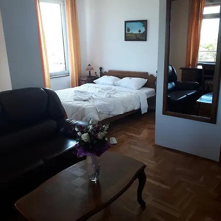 Cetojevic 3*