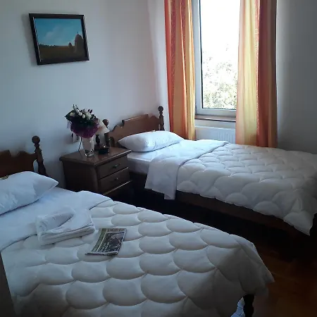 Cetojevic Hotel 3*